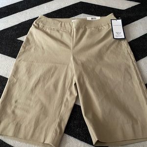 NEW - Charter Club Pull-on core short - new